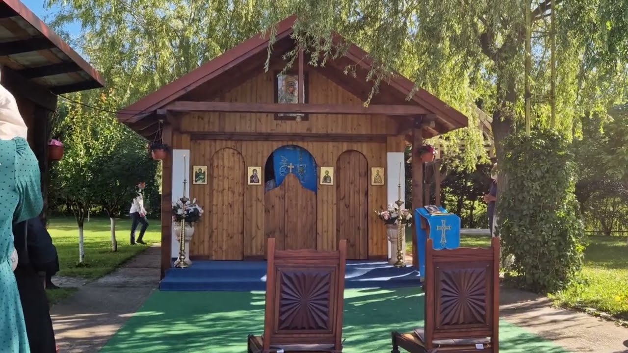 Fragmente Sf. Liturghie - Hram Nădășelu 2024