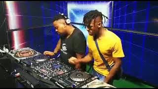 Download lagu ChiefJoint x Phill SA VUZU SET CLIP