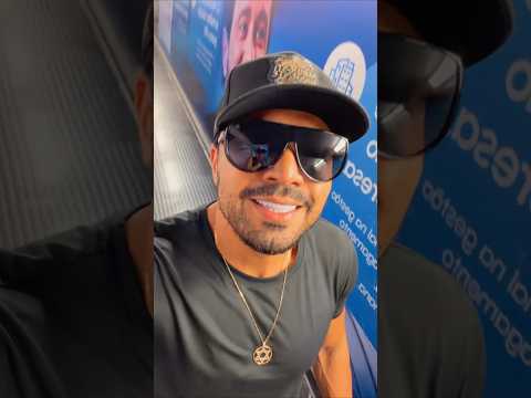 Tirullipa agradecendo por ser tão bem recebido em São Luís, Maranhão
