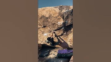 Chorizo tacos V4, Joshua tree #bouldering #climbing #rockclimbing