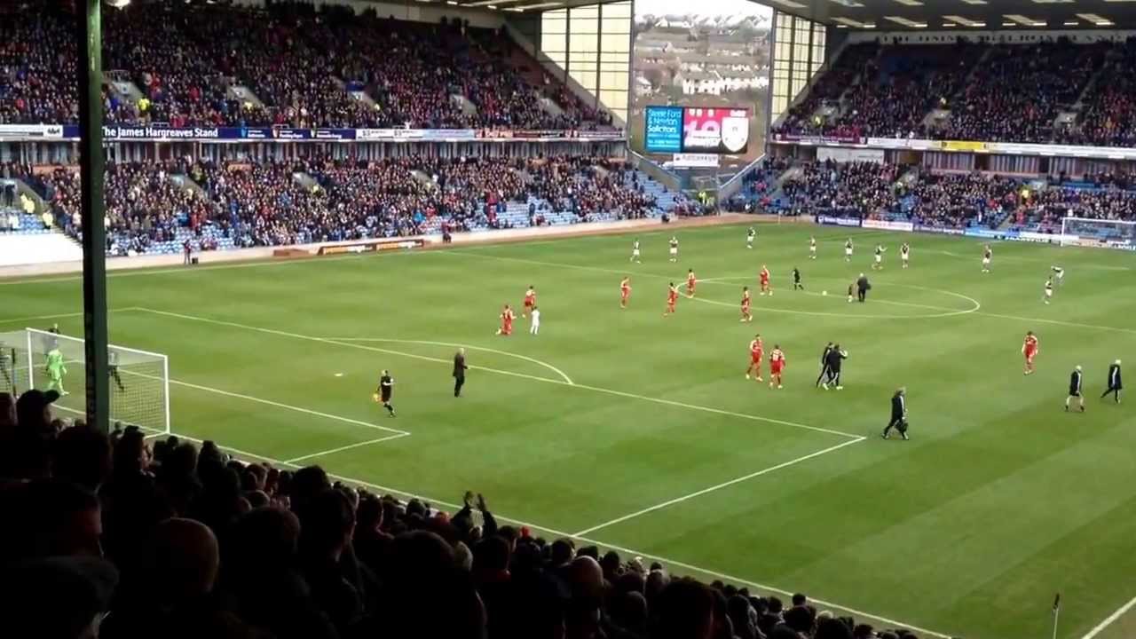 Forest Fans at Turf Moor. 22/02/14 YouTube