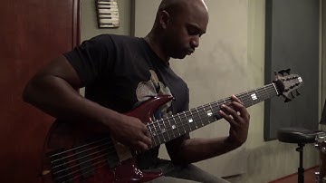 Anthony Crawford plays the MB-R 6string with M2 Compression / Limiter