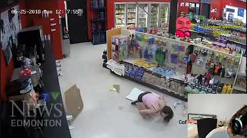 xQc Reacts to Robber Falling Through the Ceiling While Trying to Escape