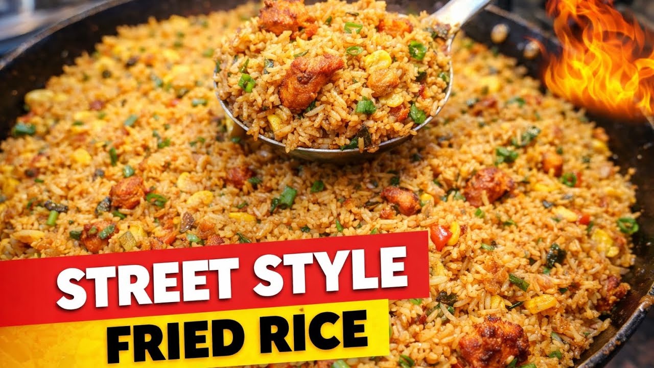 Street style fried rice #streetfood #friedrice #chinees #gulf #views #batchlor#shortsfeed #subscribe