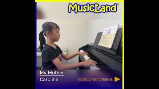 1200 Caroline Cirebon Piano Class Beginner