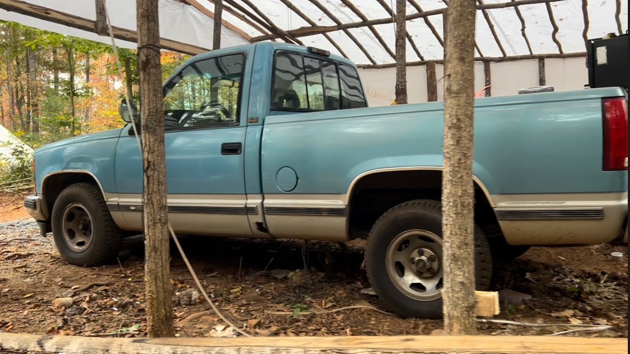 Жизнь под брезентом