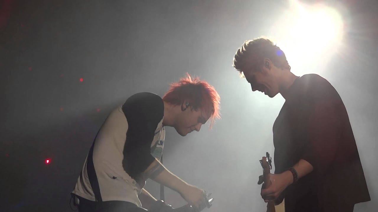 5SOS - What I Like About You - Forum 11.16.14 - FRONT ROW