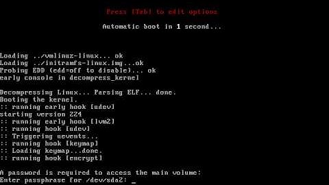 Arch Linux installs fine from archlinux-2015.08.01-dual.iso (kernel 4.1.3-1)