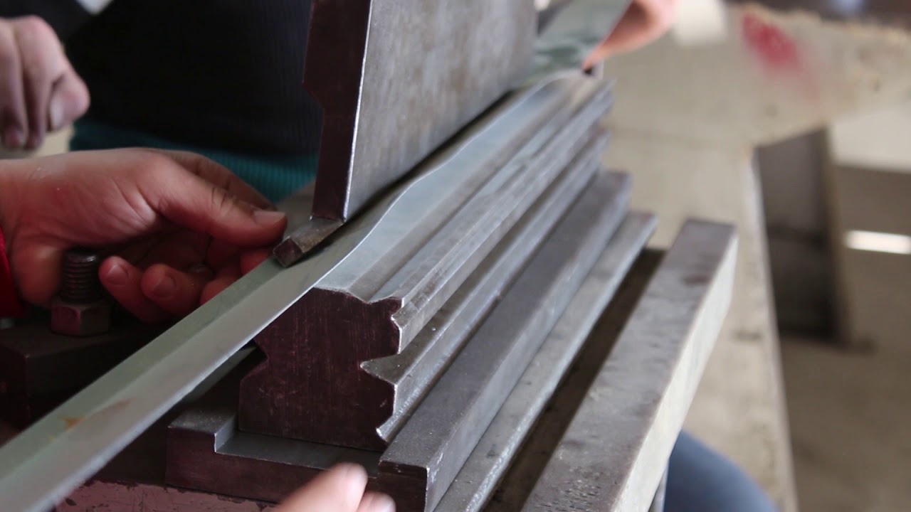 ADİL KROM تجهيز معدات المطاعم والبرادات الصناعية والكنتوارات في تركيا 00905319561477