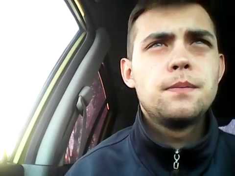 Парень зачитал в машине