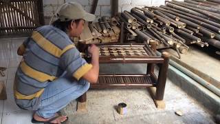 Cara Membuat Meja Kopi dari Bambu