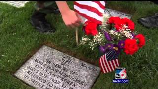 Young marines pay tribute to fallen veterans