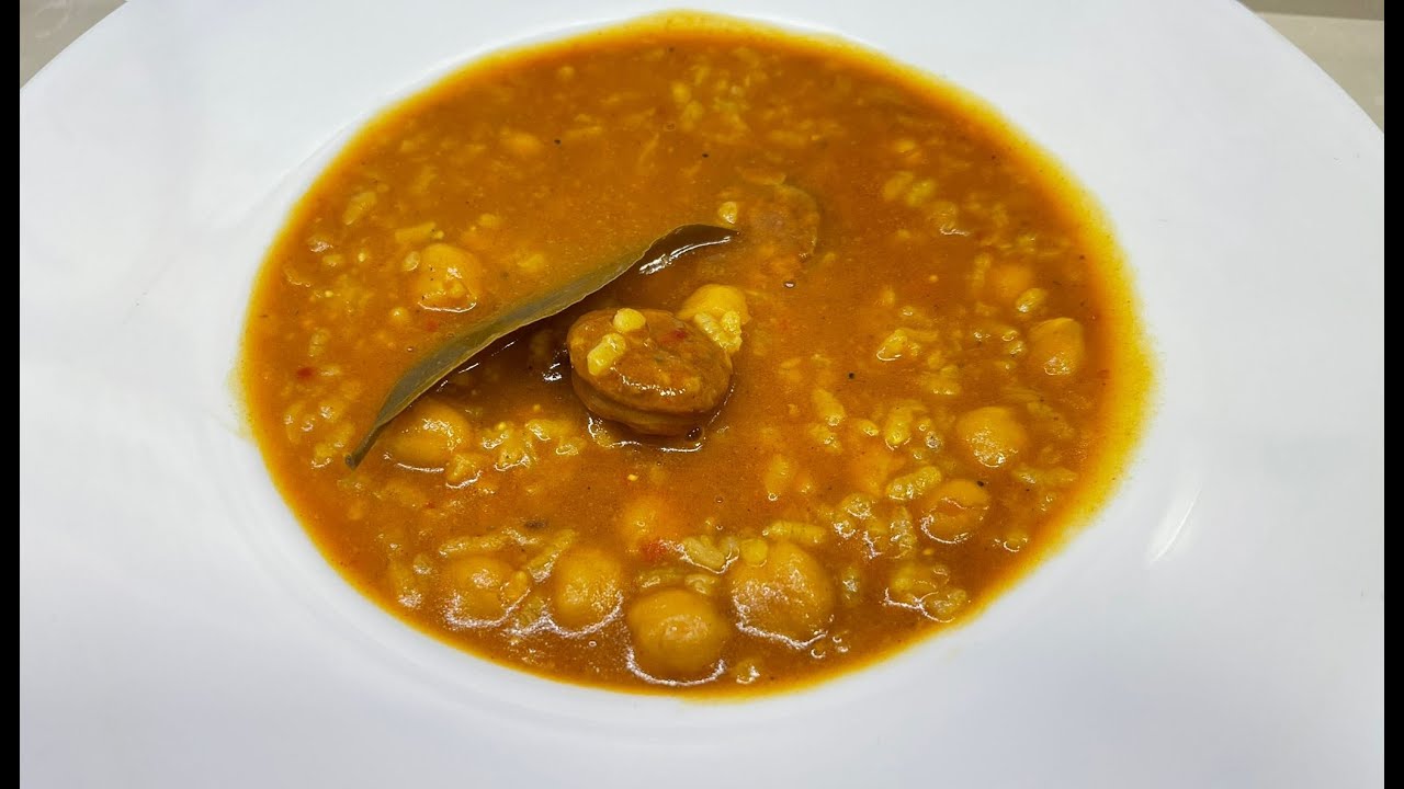POTAJE DE GARBANZOS Y ARROZ
