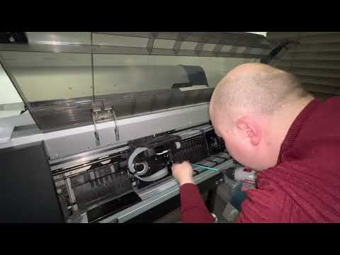 Замена печатающей головки Epson SureColor SC–P7000 Замена печатающей головки Epson SureColor SC–P7000