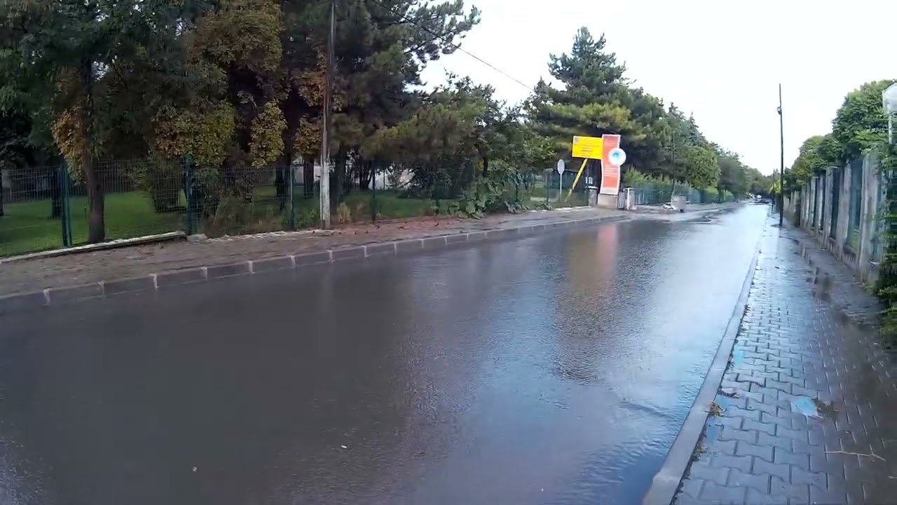TURKEY. Water streams after Heavy Ràin in Yenimahalle region, Ankara, Turkiye. 