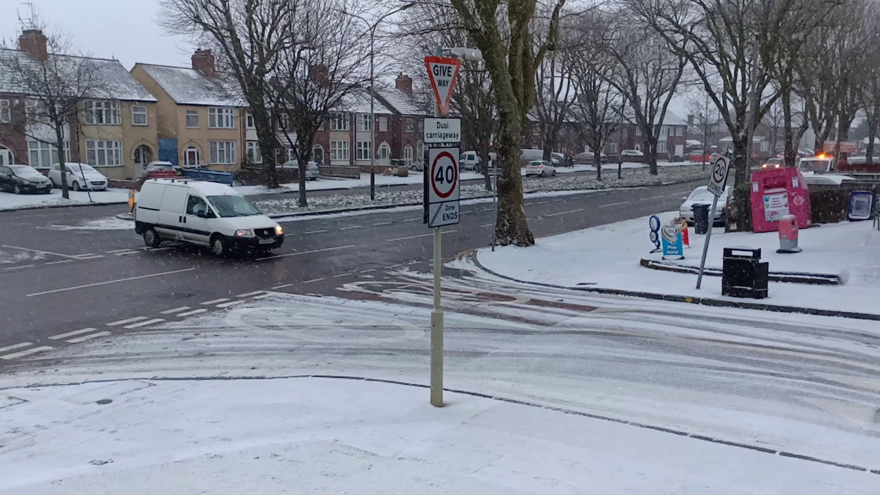 Another Near Miss Car Crash In Leicester In The Snow I Only Noticed It