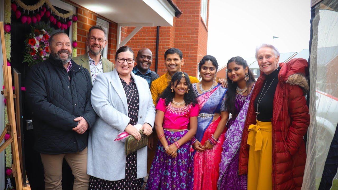 Sirish and Gayatri's Housewarming in UK||Colchester||Telugu Vlogs||UK Vlogs