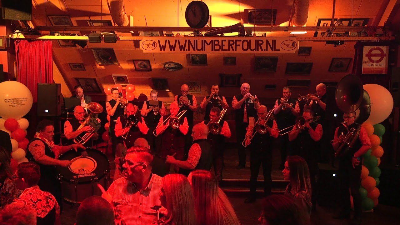 De Brulkikkers Utrecht 40 Jaar UFO De Roodneuzen Utrecht 23 maart 2019