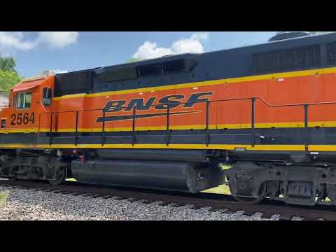 Quick Catch of BNSF RHLA852 with BNSF 2553 and 2654 Quick Catch of BNSF RHLA852 with BNSF 2553 and 2654