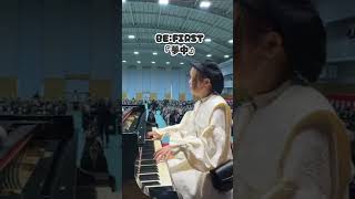 【衝撃】まさかの'モナキ'を女子大生からリクエストされ、耳コピ即興で弾いたらまさかの事態にwwww #モナキ #ほんまやでなんでやねんしらんけど #ストリートピアノ #耳コピ