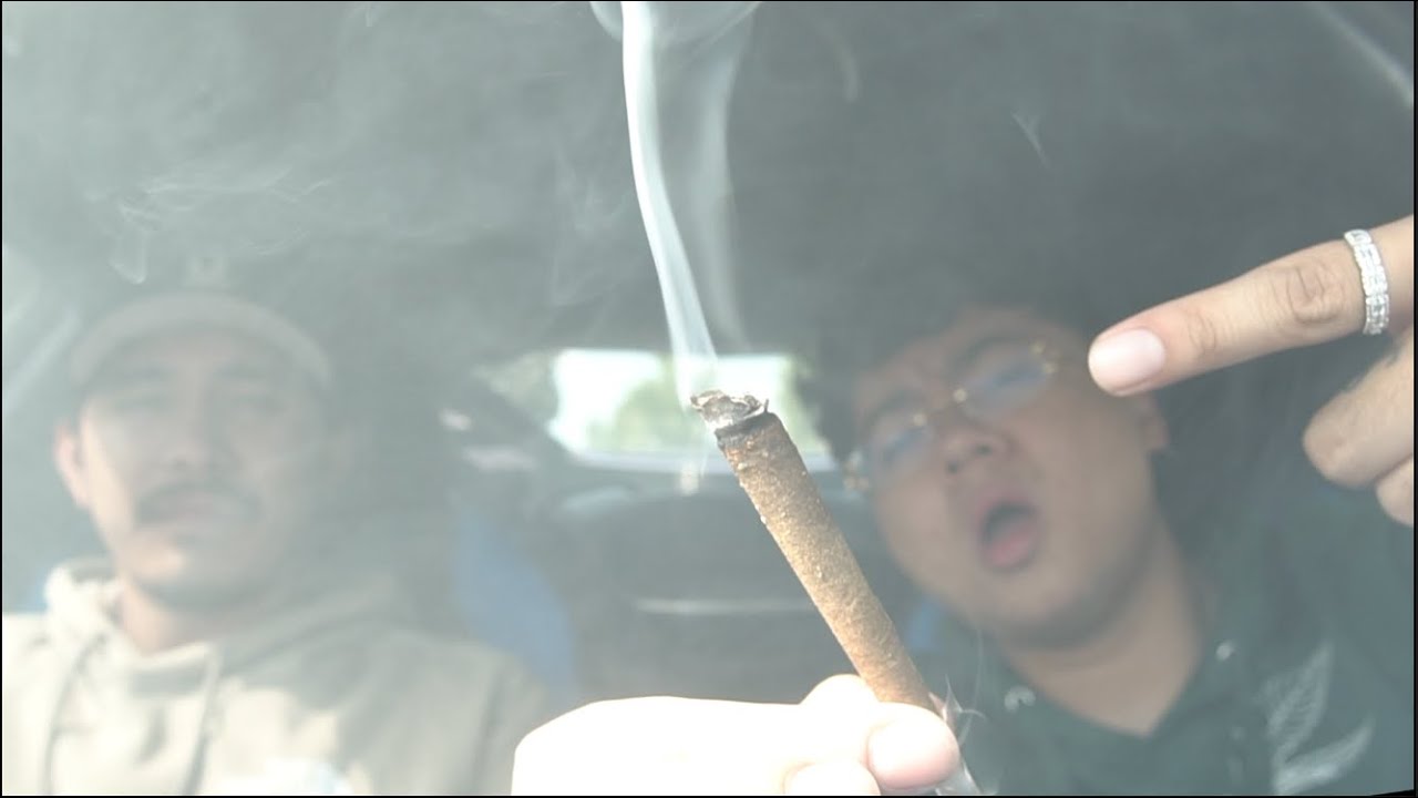 FIRST HOTBOX IN MY NEW CAR