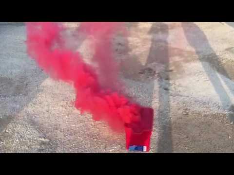 How to Ignite an E-16 Smoke Bomb - Safely