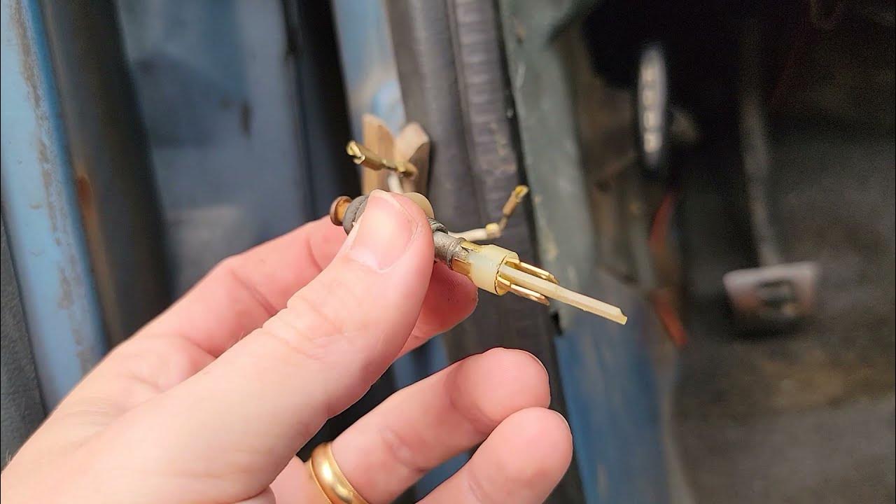 Replace Chevrolet courtesy/dome light switch 19731987 (1986 C20) YouTube