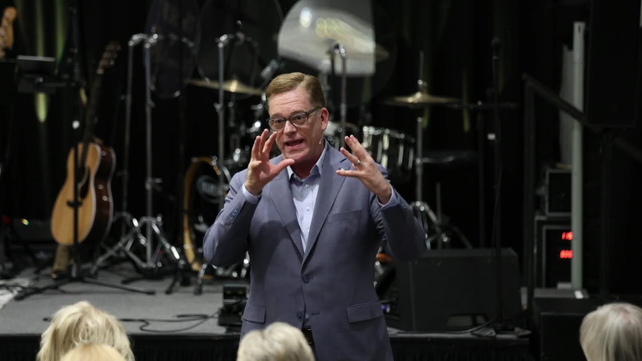 His Glorious Presence: Roberts Liardon