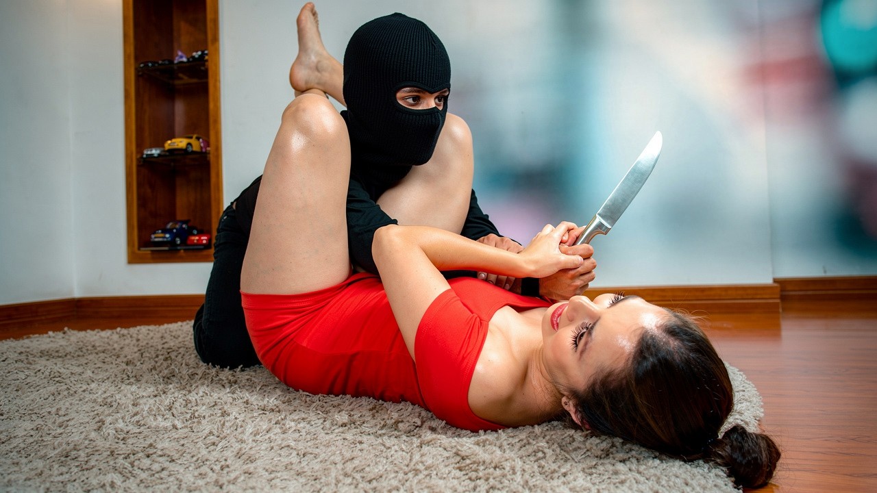 Ladrón se metió con la mujer equivocada