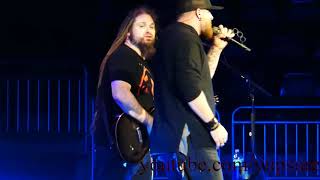 Brantley Gilbert - The Ones That Like Me - Live HD (Giant Center)