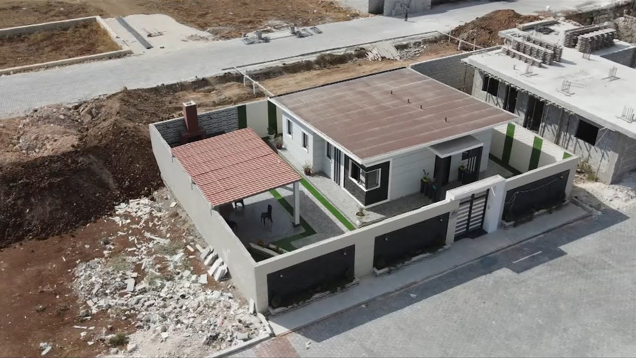 شاهد| ابتكار منزل مسبق الصنع فريد من نوعه في الشمال السوري
