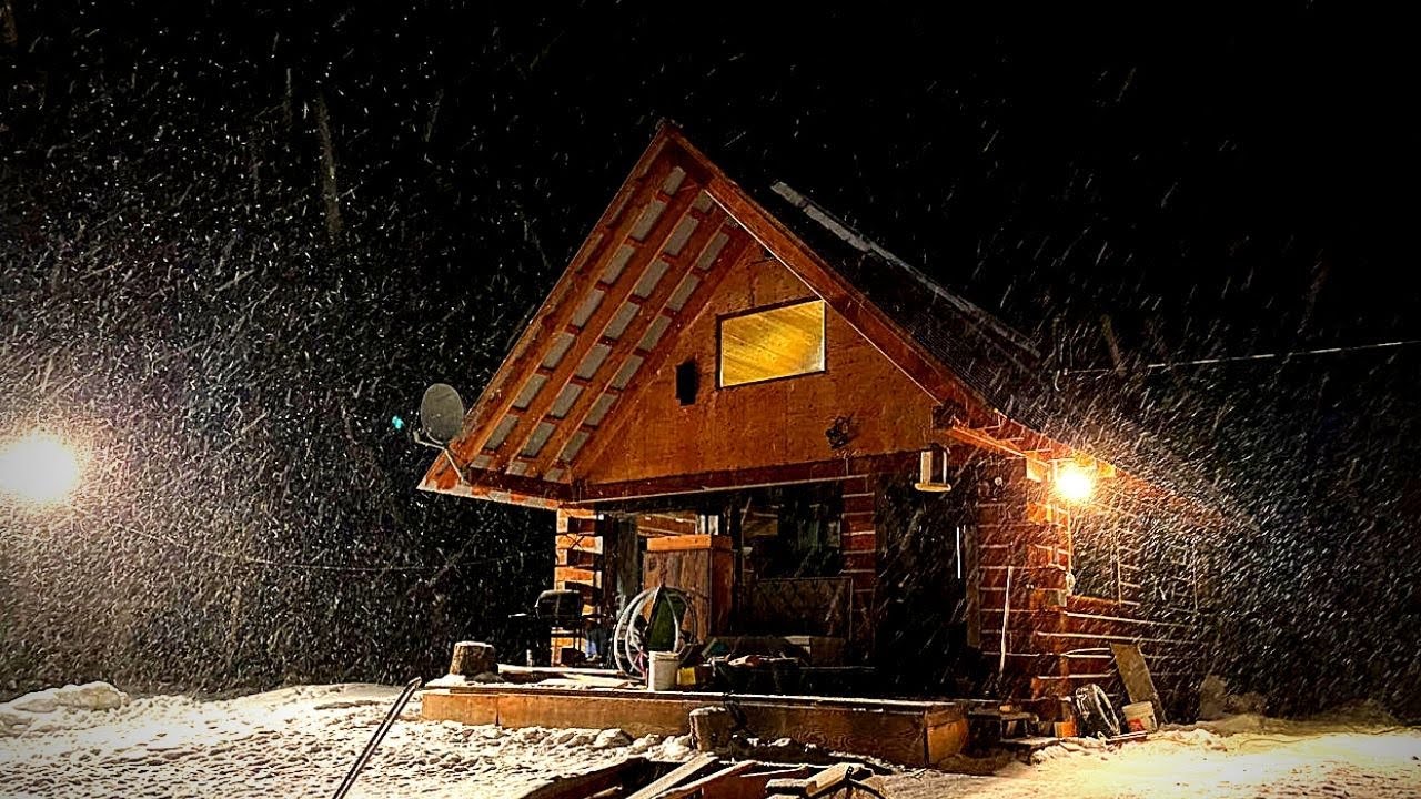 -32 ALONE at my cabin | DANGEROUSLY COLD