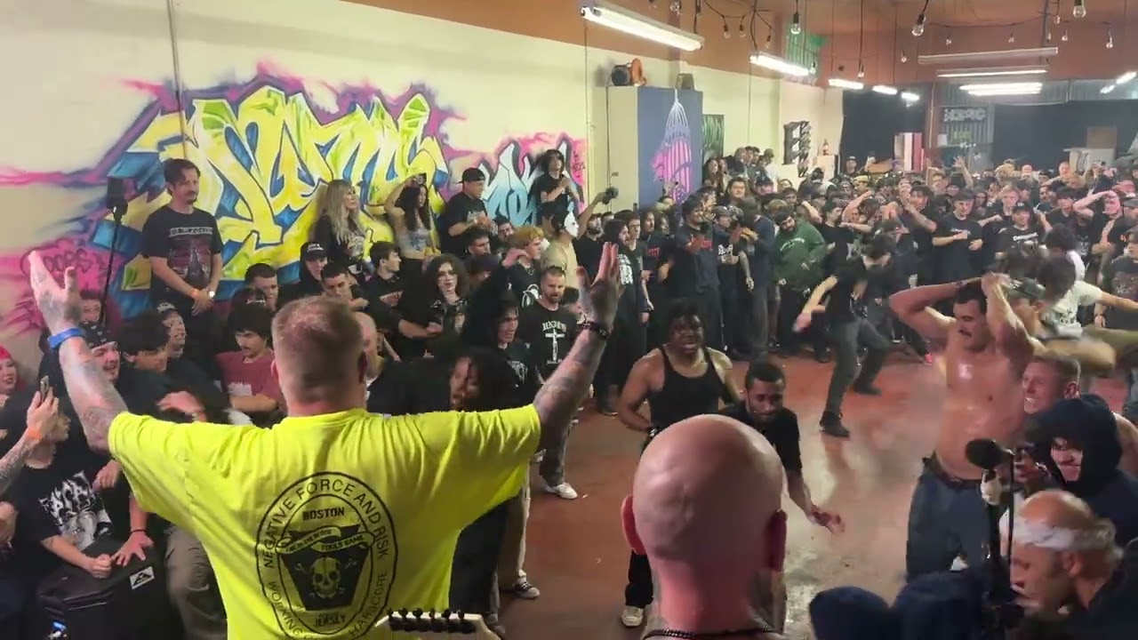 Shattered Realm Live in Oakland (Full Vid)