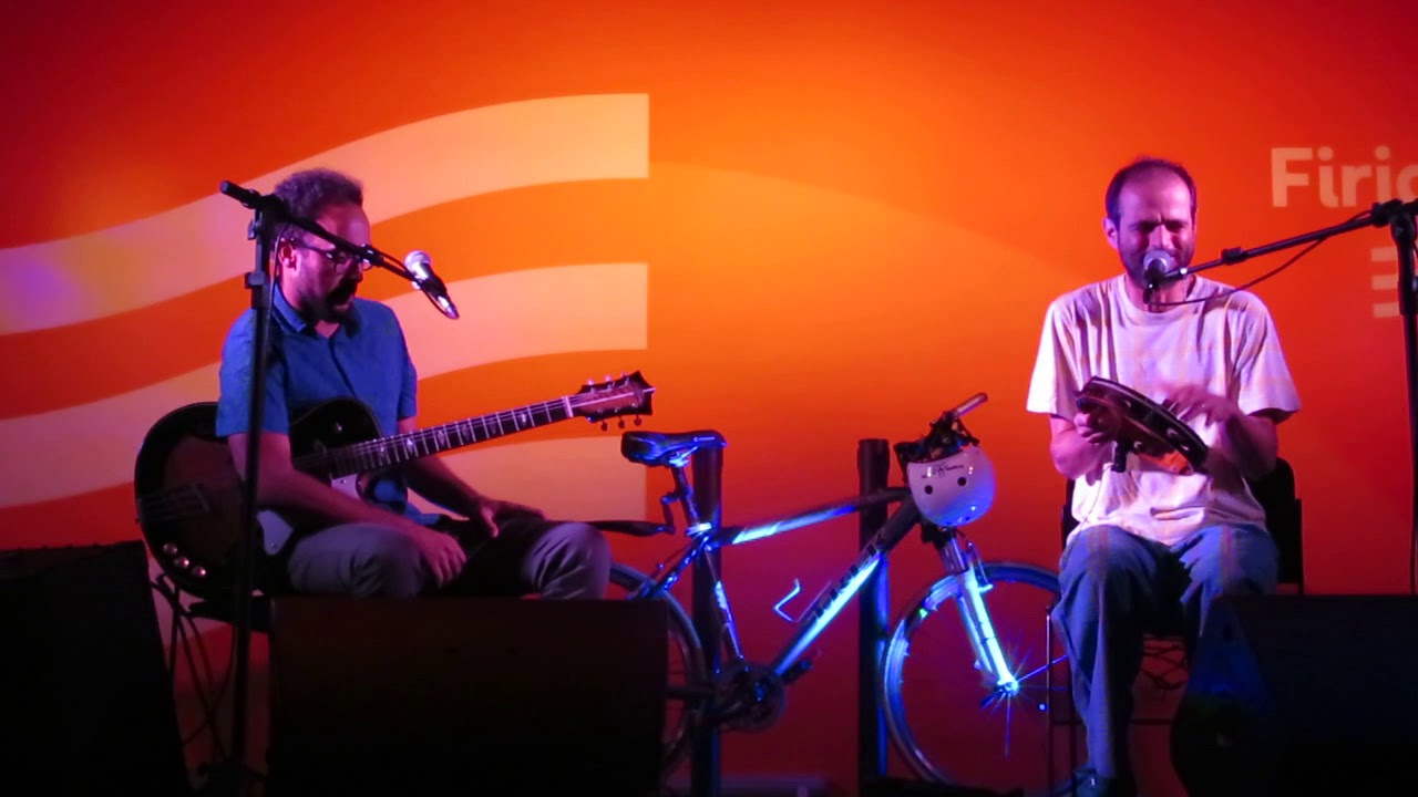 bem gil & moreno veloso: a base do supremo / how beautiful could a being be (encerramento do show)