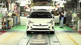 Как собирают Toyota с левым и правым рулем в Японии