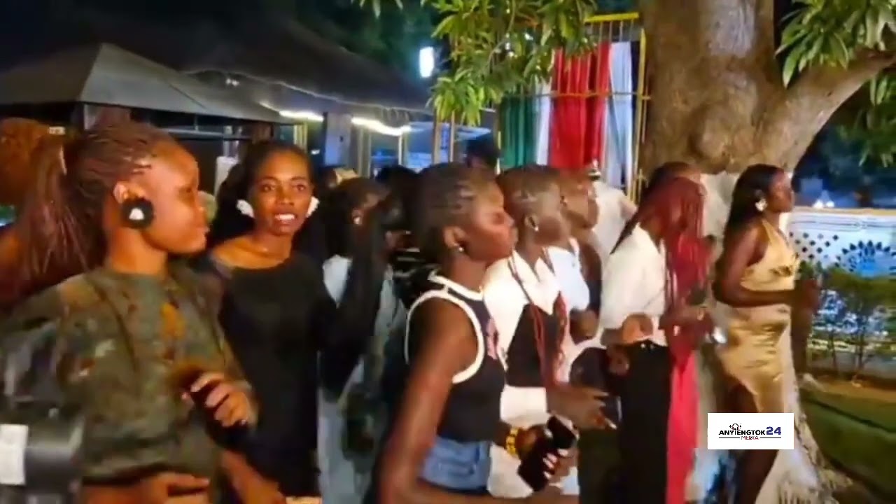 Duet ke beebdit (Wut Baliet) Maman Wenemusic 