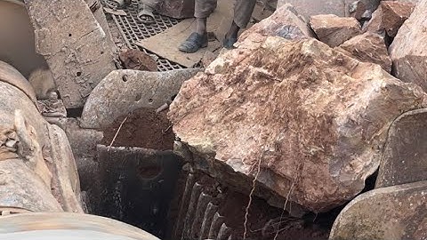 Unstoppable Rock Crusher: Smashing Giant Stones with Brutal Force #stonecrusher