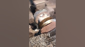 turning on lathe #shorts #machine #tranding #youtube #mechanical #workshop #technology #lathe #cnc