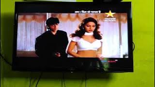 Romantic scene between shahrukh khan & madhuri dixit❤️ #romantic_status #romantic_love_story