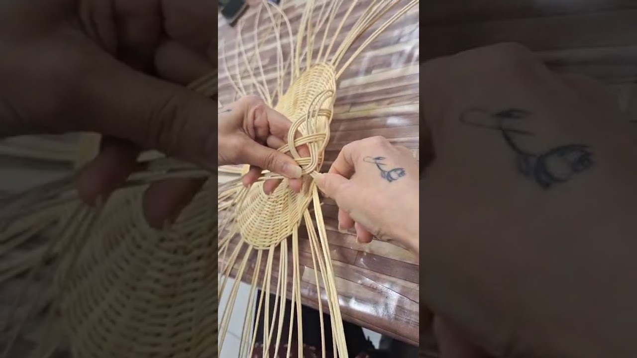 Sır gibi saklanan saç örgülü kapatma. 