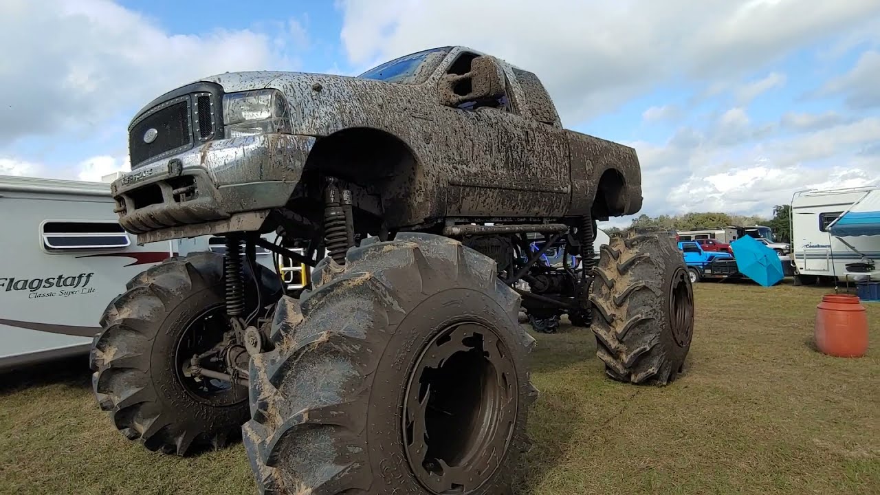 Woodpecker Mud Bog New Years Mud Bog 202122 YouTube