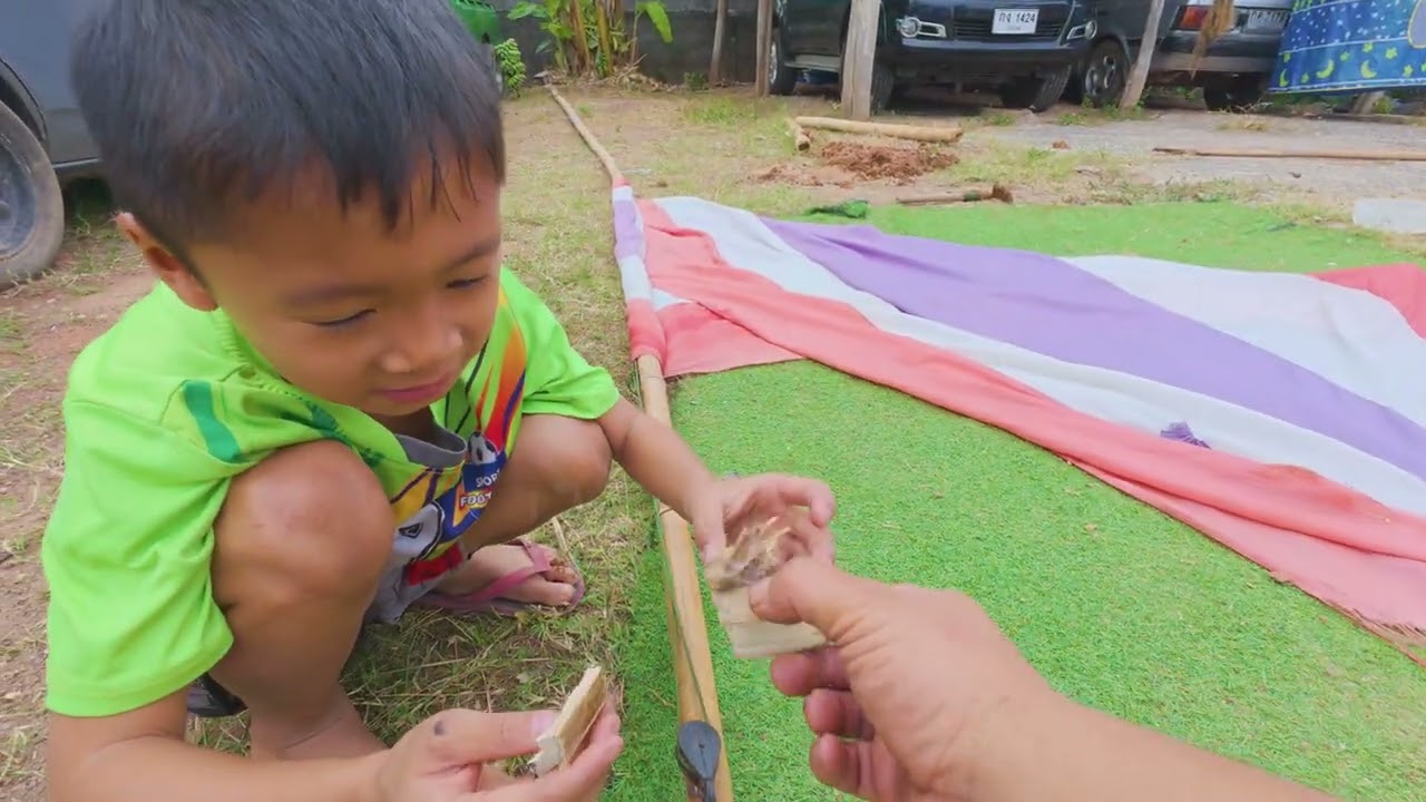 แก้ไขปลายธงชาติติดด้านบนได้แล้วครับ @Srinet Family