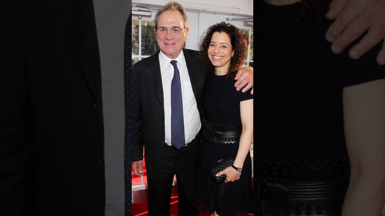 Разница в возрасте между Томми Ли Джонсом и Дон Лорел 