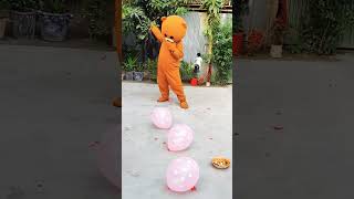 Mr Teddy Bear popping Balloon&#39;s Challenge By Using School Bag #shorts #balloon #ballon_pop