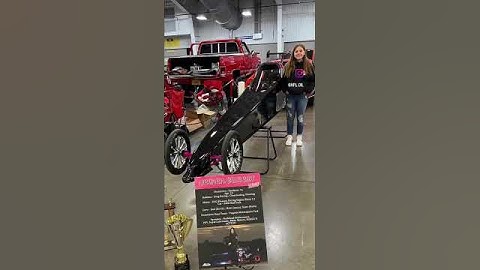 Nevaeh Gilbert and her HPL Oil JR Dragster