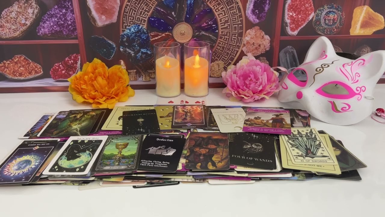 PISCES   - SOMEONE THINGS YOU'RE BEAUTIFUL PISCES  LOVE TAROT READING