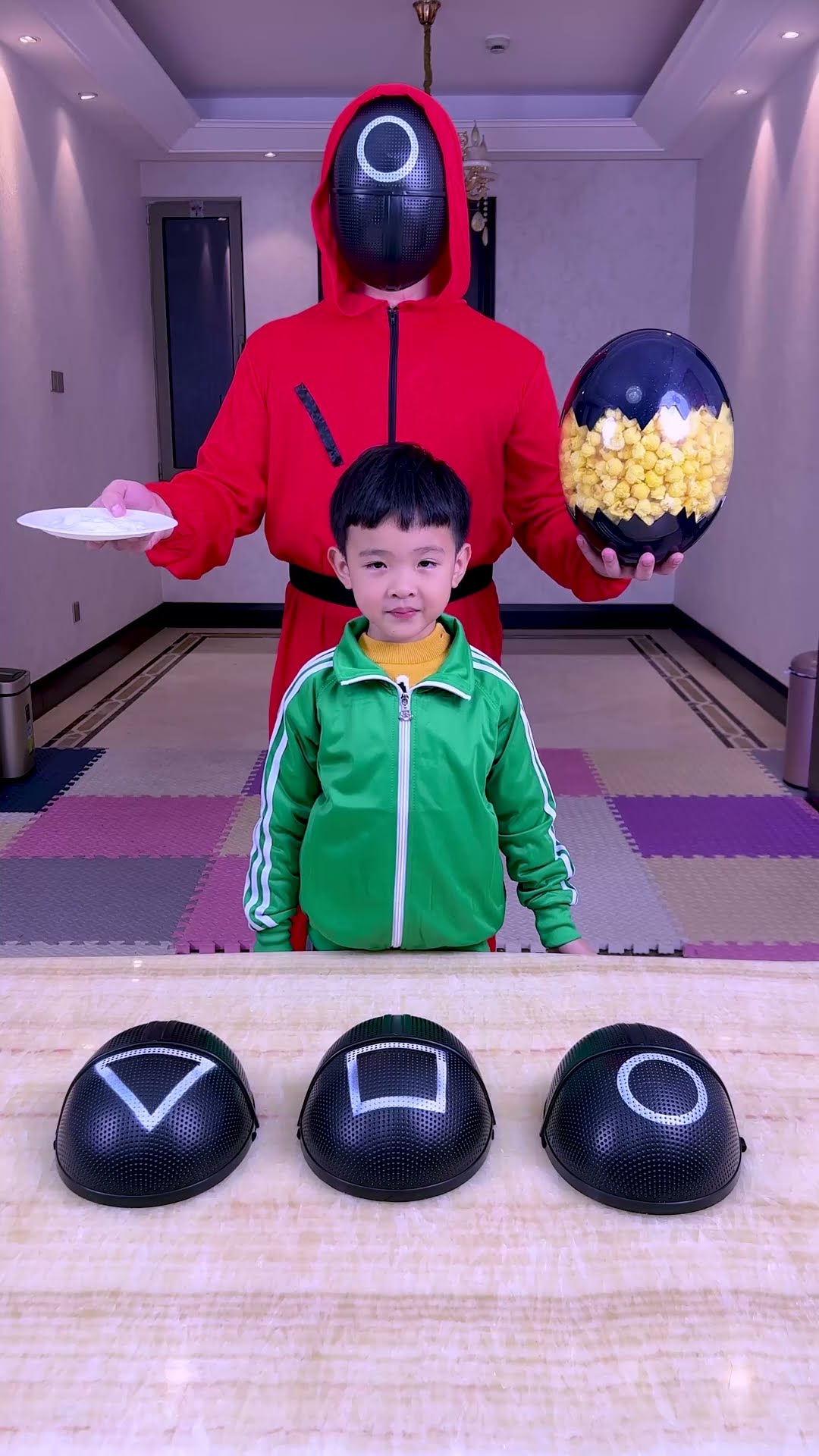 Logo Matching Challenge  Mistakes Taught By The Red Man#Funnyfamily#Partygames#Shorts#Squidgame