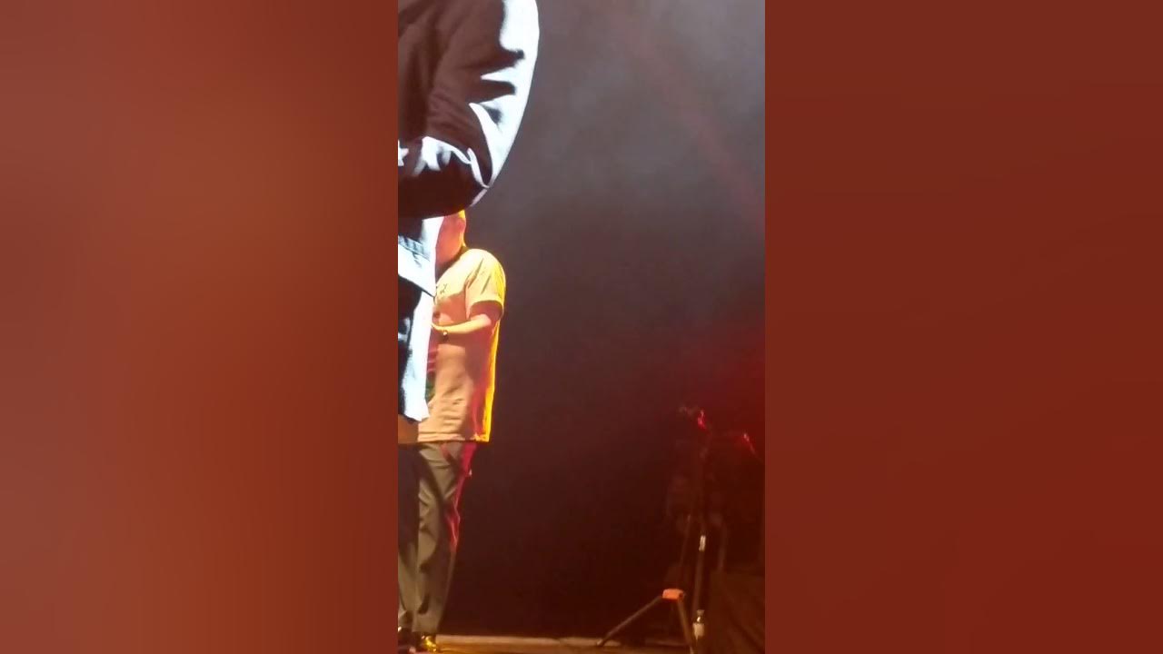 MorrisseyHairdresser on fire Toronto April 27 2019 YouTube