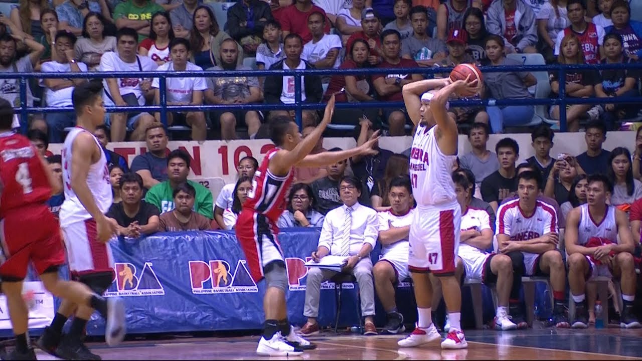 Mark Caguioa can score without even trying | PBA Philippine Cup 2019