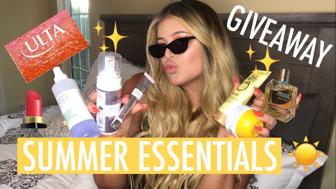 SUMMER ESSENTIALS ✨ + GIVEAWAY!! 💕